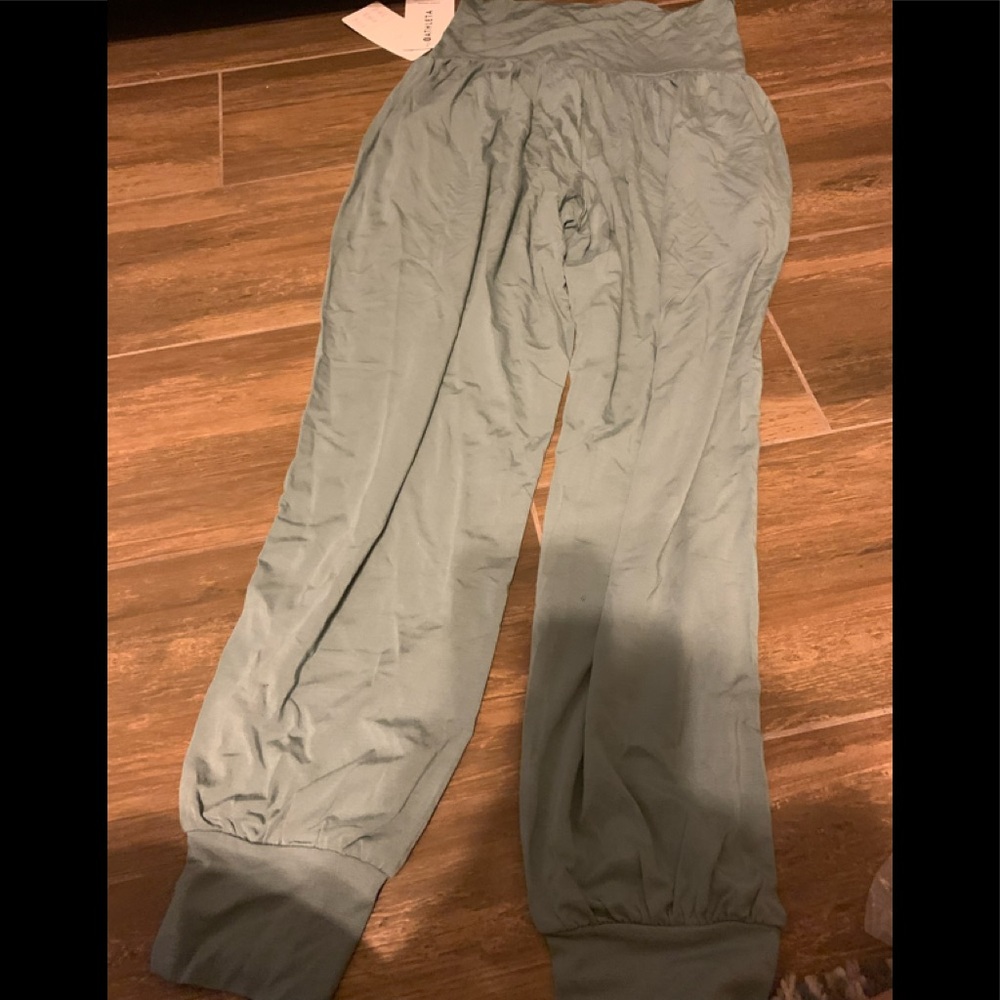 Athleta Studio pants nwt